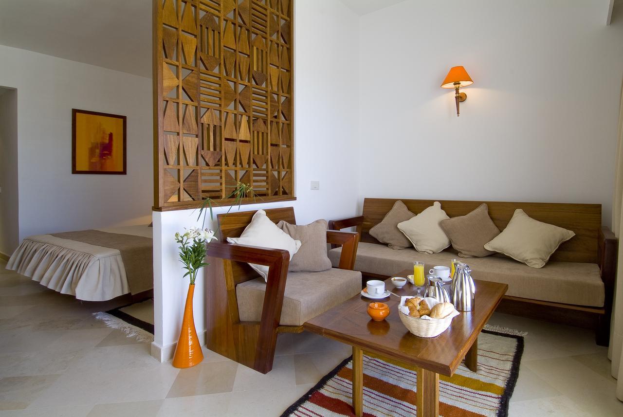The Orangers And 4* Al-Hammamat